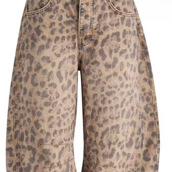 Free People Cheetah Printed Barrel (Size 31- 17 inch waist) - Picture 2 of 3